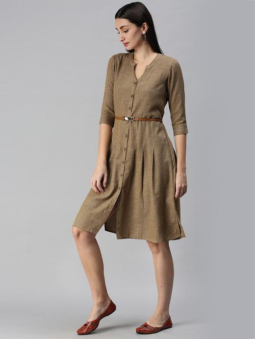 three quarter sleeved checkered a-line dress - 18437156 - Very Small Image - 1