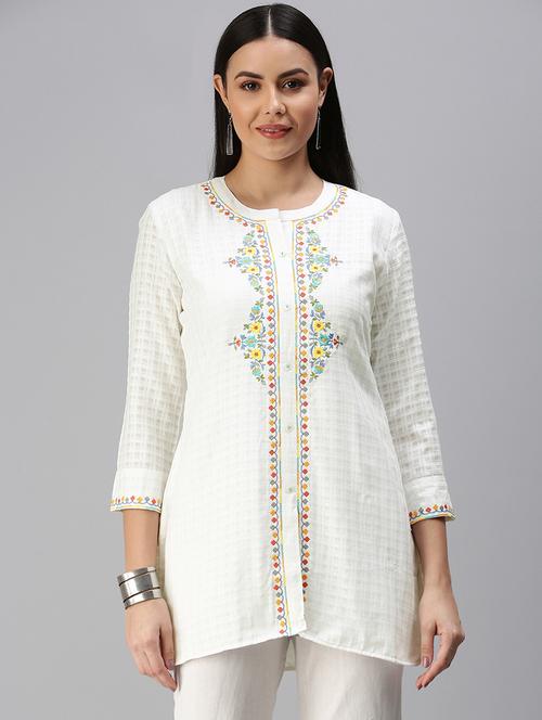 yoke embroidered straight kurti - 18438124 - Very Small Image - 1