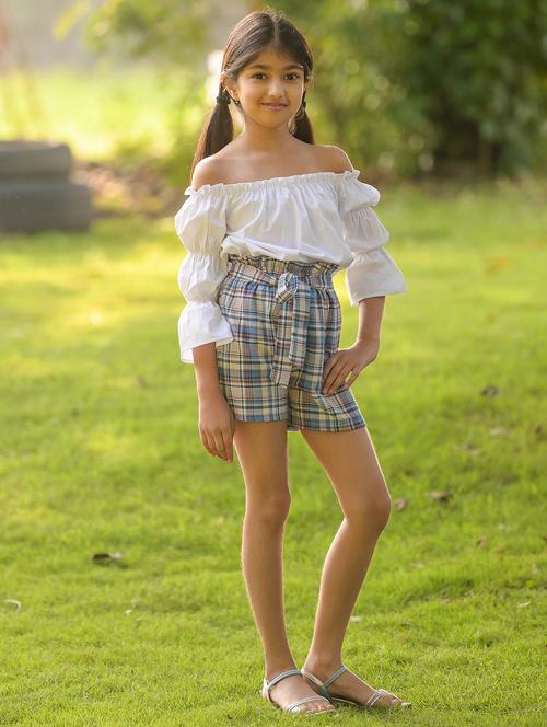 girls solid top with checkered shorts set - 18439327 - Very Small Image - 1