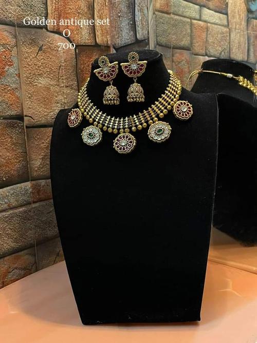 gold necklace earring set - 18440492 - Very Small Image - 1