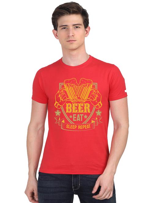 red chest print t-shirt - 18440897 - Very Small Image - 1