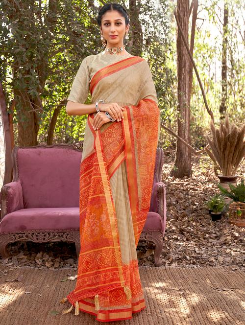 contrast bordered checkered saree with blouse - 18442011 - Very Small Image - 1