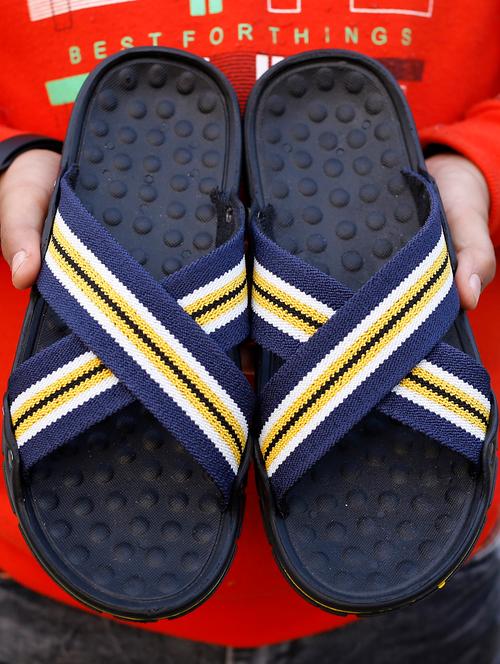 men blue stripes slip on flip flop - 18444150 - Very Small Image - 1