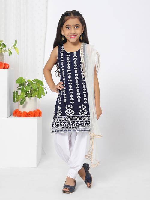 girl navy blue embroidered patiyala suit set with dupatta - 18444422 - Very Small Image - 1