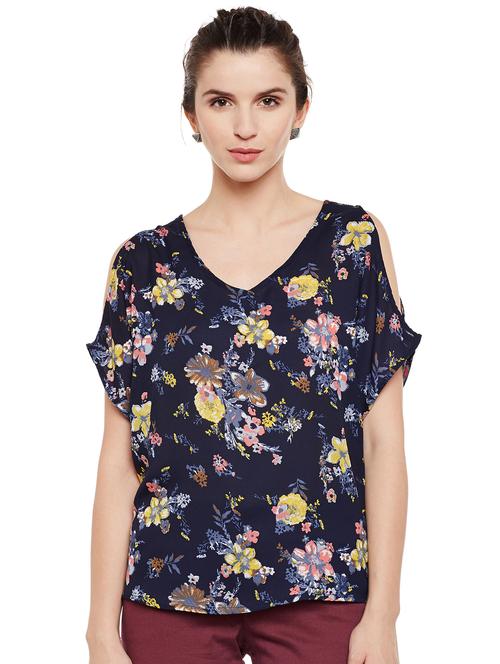 cold sleeved printed regular top - 18445437 - Very Small Image - 1