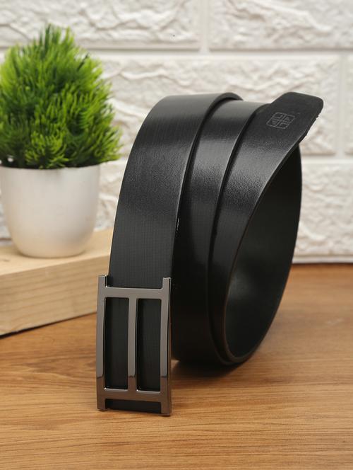 black leather belt - 18449323 - Very Small Image - 1