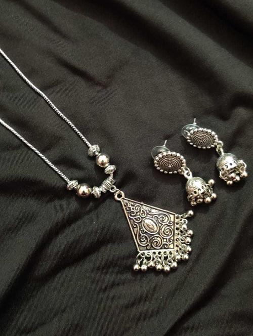 oxidised necklaces and earring set - 18450784 - Very Small Image - 1
