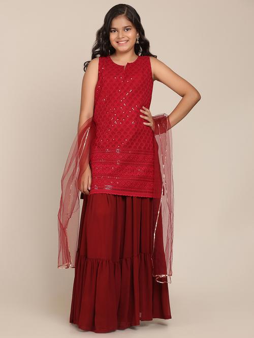 girls red embroidered kurta skirt set with dupatta - 18451481 - Very Small Image - 1
