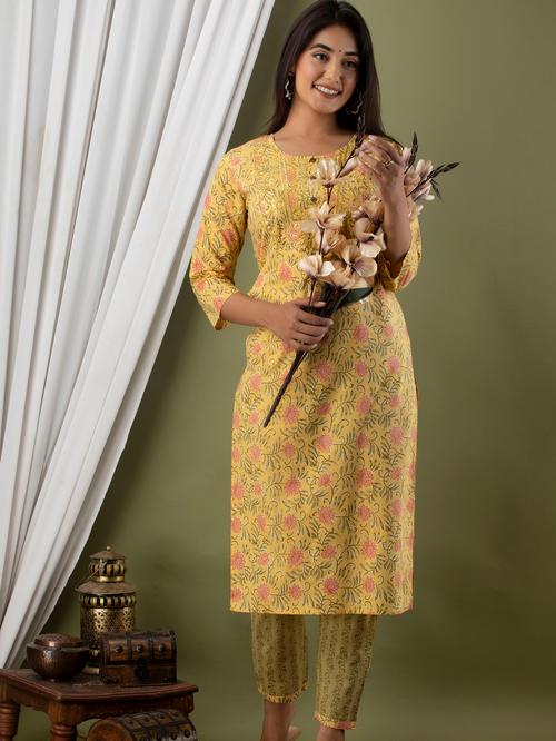 floral cotton kurti and pant set - 18453167 - Very Small Image - 1