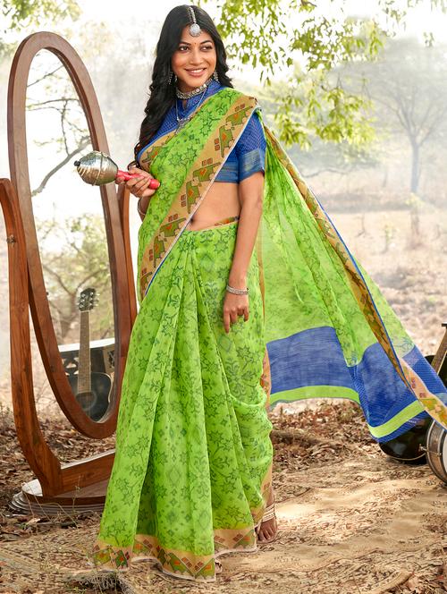 contrast bordered self design woven saree with blouse - 18454747 - Very Small Image - 1