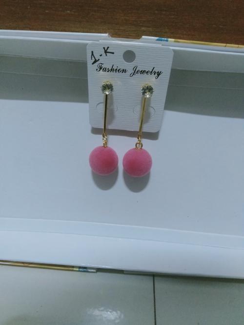 gold plated drop earring - 18457217 - Very Small Image - 1