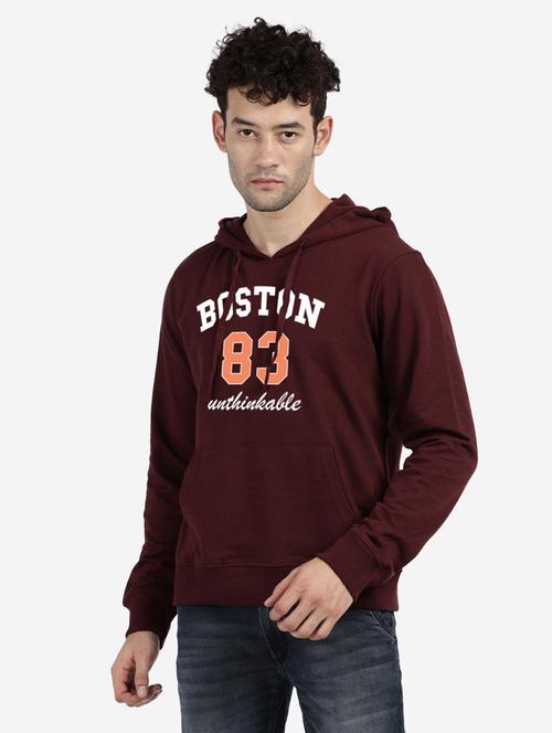 maroon chest-printed hooded sweatshirt - 18458082 - Very Small Image - 1