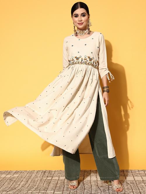 embroidered side slit kurta - 18458106 - Very Small Image - 1