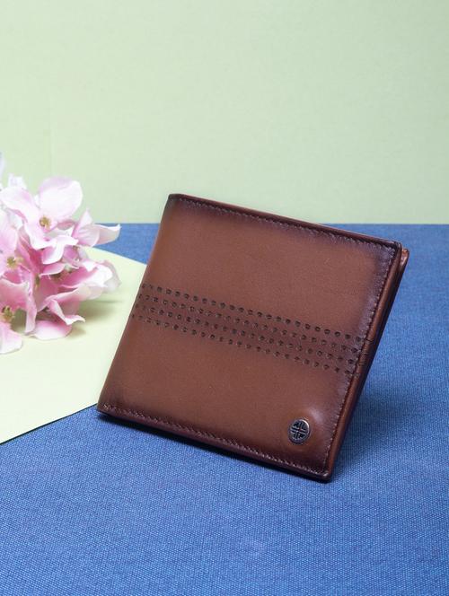 tan leather wallet - 18458737 - Very Small Image - 1