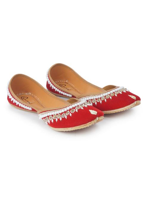 women red slip on mojari - 18463192 - Very Small Image - 1