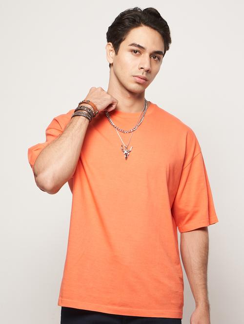 orange solid t-shirt - 18471091 - Very Small Image - 1