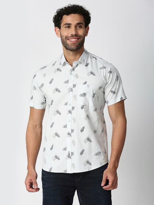 mens leaf print casual shirt - 18471237 - Very Small Image - 1