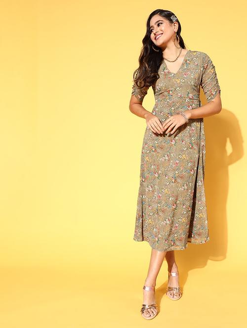 v-neck floral maxi dress - 18472916 - Very Small Image - 1