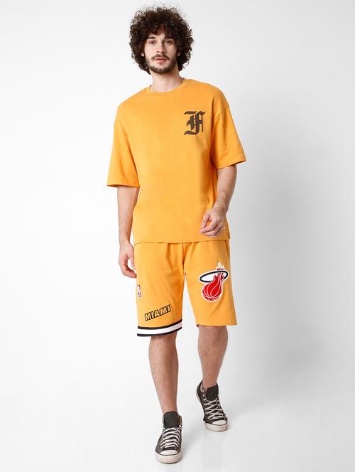 orange solid short and t-shirt set - 18509718 - Very Small Image - 1