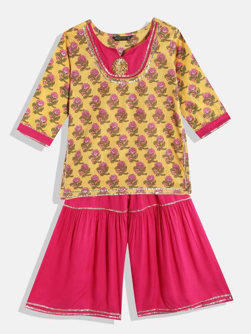 girls floral kurta sharara set - 18518645 - Very Small Image - 1