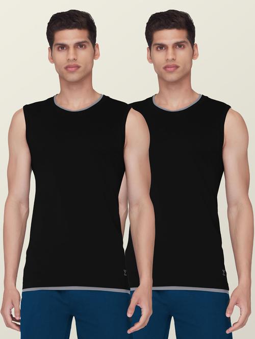 pack of 2 round neck solid vest - 18532372 - Very Small Image - 1