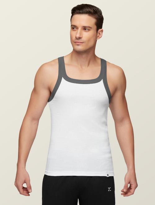 contrast detailed square neck solid vest - 18532469 - Very Small Image - 1