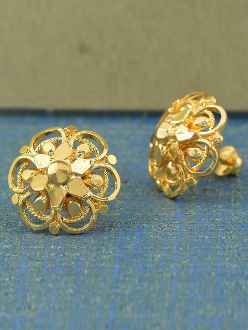 gold stud earring - 18535511 - Very Small Image - 1