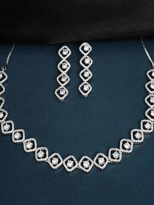 delicate diamond stone necklace set - 18551082 - Very Small Image - 1