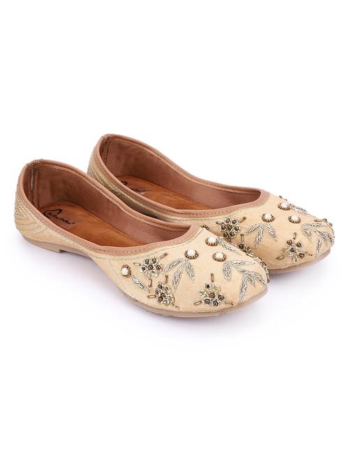 women embellished slip on mojaris - 18559774 - Very Small Image - 1