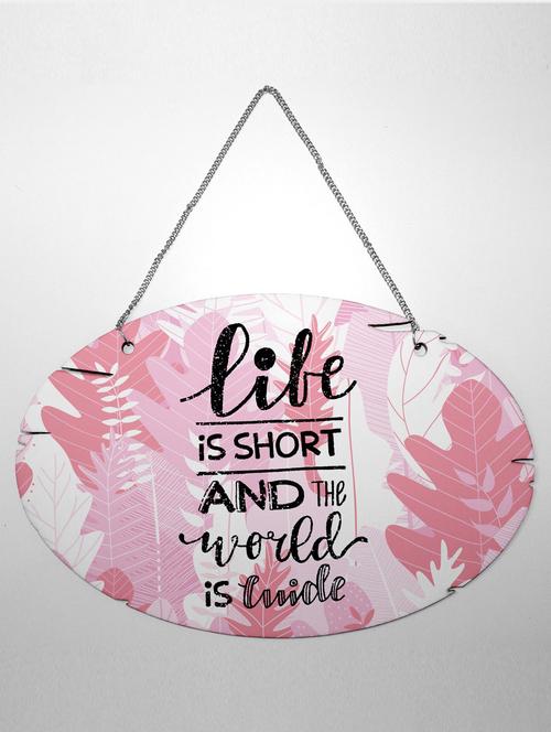 bloggers are born in august printed wall hanging board birthday gift (oval shape)| - 18564144 - Very Small Image - 1