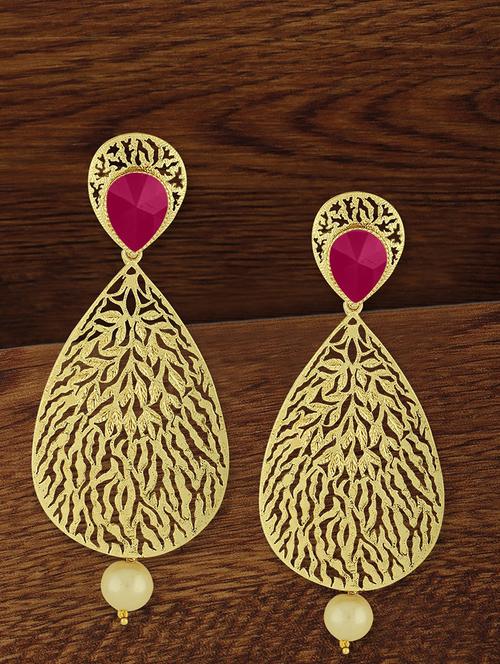 gold metal drop earring - 18565694 - Very Small Image - 1
