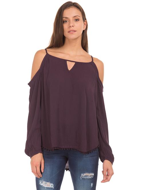cold shoulder solid top - 18586736 - Very Small Image - 1