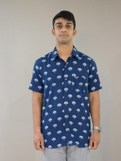 mens florals casual shirt - 18593109 - Very Small Image - 1