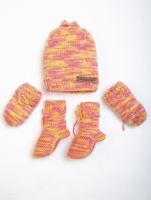 boys self design hat, gloves and shoes combo set - 18602201 - Very Small Image - 1
