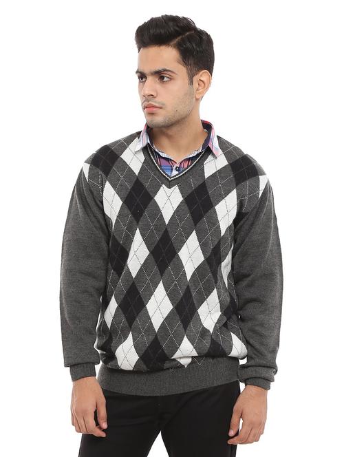 v-neck self design pullover - 18616681 - Very Small Image - 1