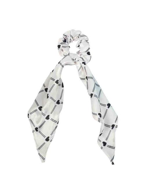 white printed scrunchies - 18621883 - Very Small Image - 1
