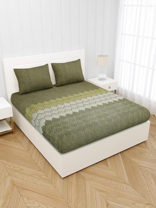 dreamy green premium cotton king size bedsheet with 2 pillow covers - 18627535 - Very Small Image - 1