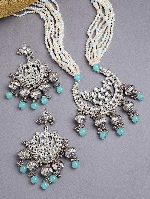karatcart silver plated light blue tumble and pearl studded kundan rani-haar necklace set - 18635873 - Very Small Image - 1