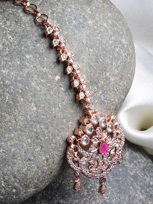 pink metal maang teekas & passa - 18636120 - Very Small Image - 1