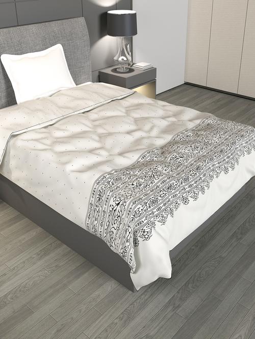 home plus studio microfibre 150 gsm reversible single bed comforter all-weatherblanket light weight quilt duvet, biege - 18640216 - Very Small Image - 1