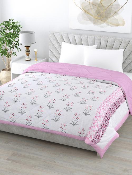 iconic iris pink cotton quilted bedcover comforter blanket - 18645477 - Very Small Image - 1
