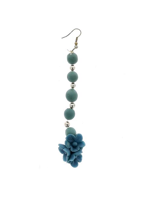 handmade artificial flowers maang teeka - 18647927 - Very Small Image - 1
