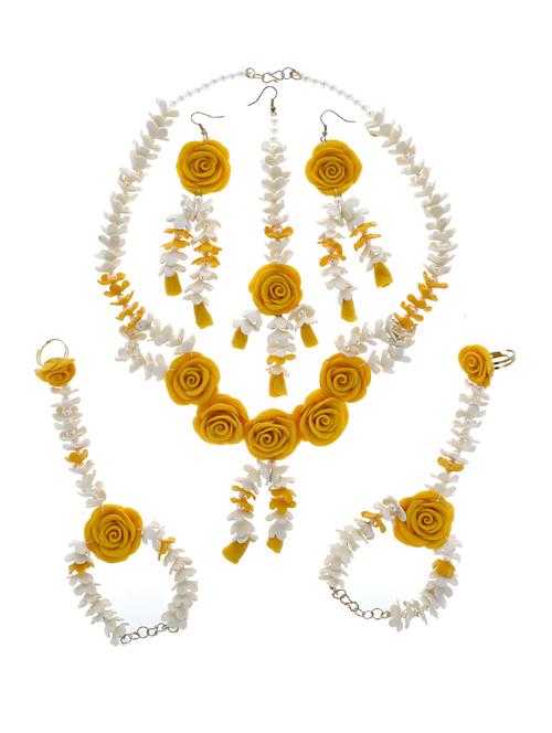 hand made artificial flowers necklace earring set with bracelet - 18651321 - Very Small Image - 1