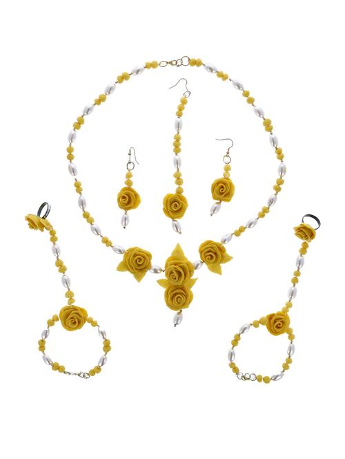 hand made artificial flowers necklace earring set with bracelet - 18651326 - Very Small Image - 1
