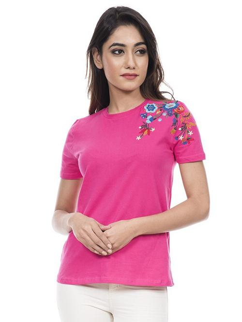 round neck embroidered regular tee - 18684982 - Very Small Image - 1