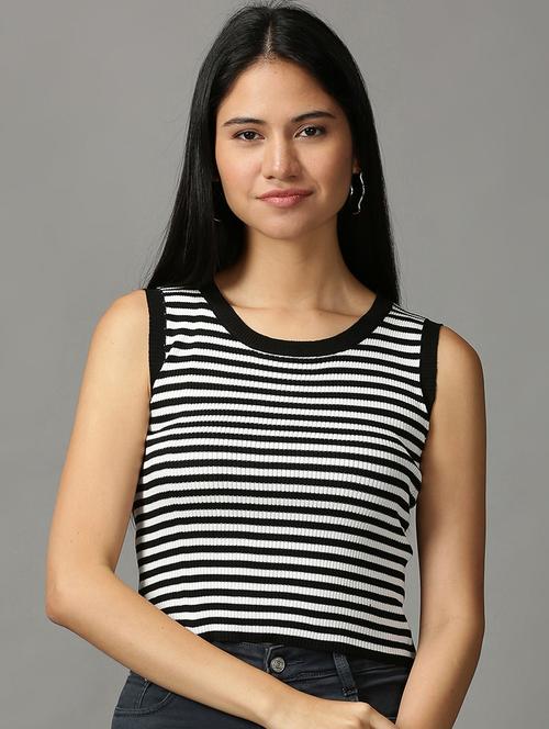 women's straight round neck top - 18697458 - Very Small Image - 1