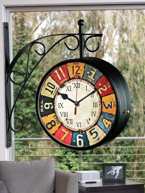 vintage double sided station wall clock - 18719599 - Very Small Image - 1