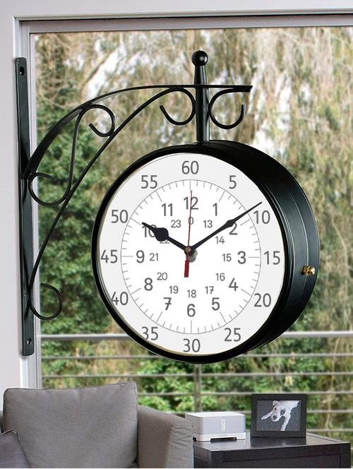 vintage double sided station wall clock - 18719799 - Very Small Image - 1