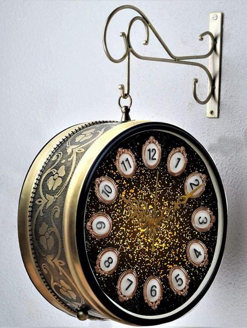 vintage double sided station clock - 18720386 - Very Small Image - 1