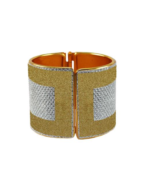 white stone stud metal bangle - 18772434 - Very Small Image - 1